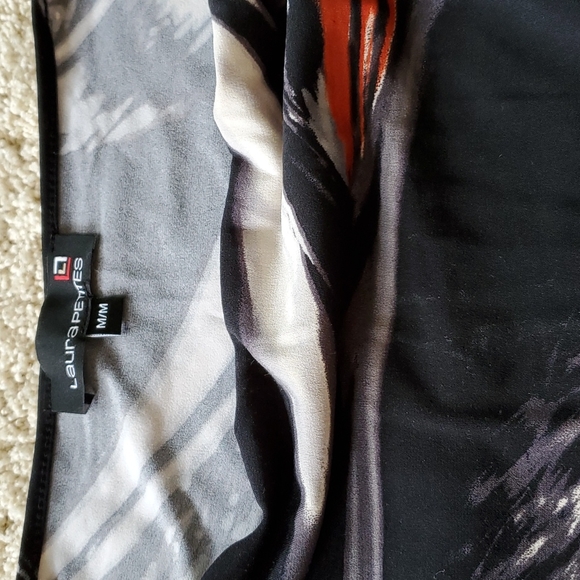 Laura Top Size M - Picture 2 of 3